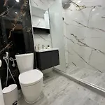Апартаменти Lux *