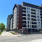 Lux Апартаменти *